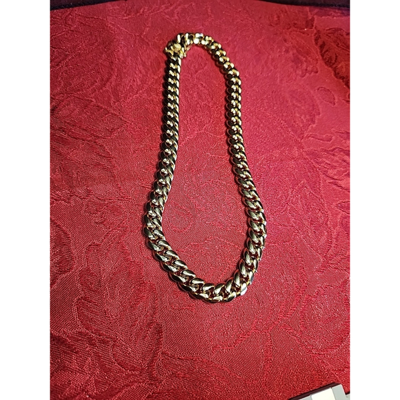 Miami Cuban Link 18k Gold Plated Stainless Steel Chain - Picture 8 of 8